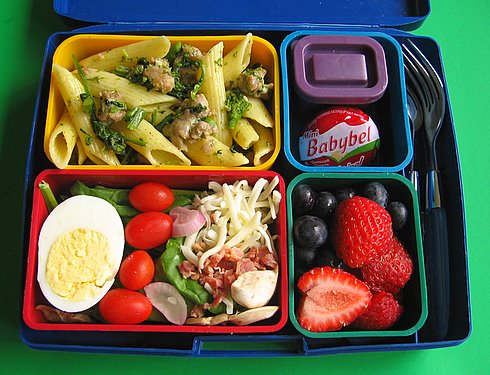Broccoli rabe & sausage penne box lunches