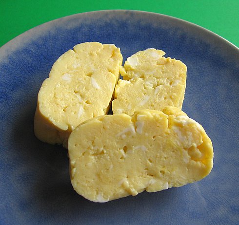 Shortcut tamagoyaki or Japanese rolled egg