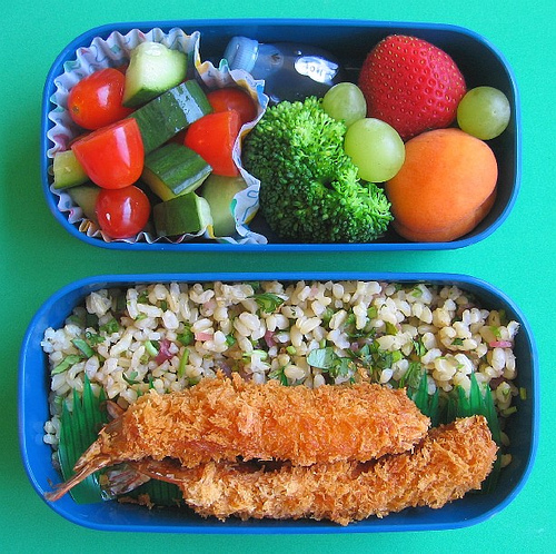 Fried shrimp lunches & mini cooling rack