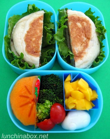 English muffin sandwich lunch for preschooler