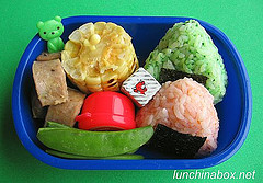 Italian sausage bento lunch for preschooler