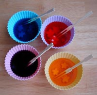 silicone cups for coloring egg white pieces