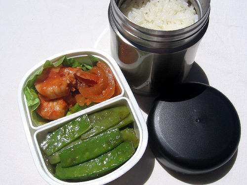 Shrimp and snow peas lunch