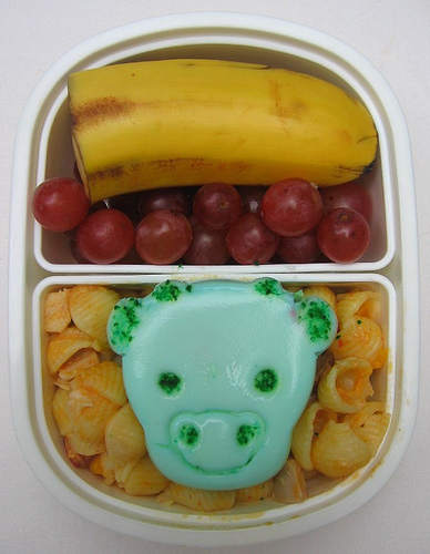 Cow egg lunch for toddler ãŠå¼å½“